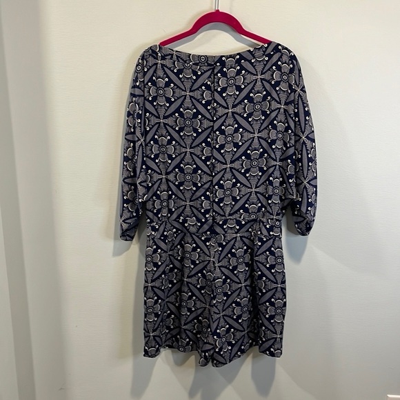 Diane von Furstenberg “Soleil” silk printed playsuit romper 8 - Picture 5 of 5